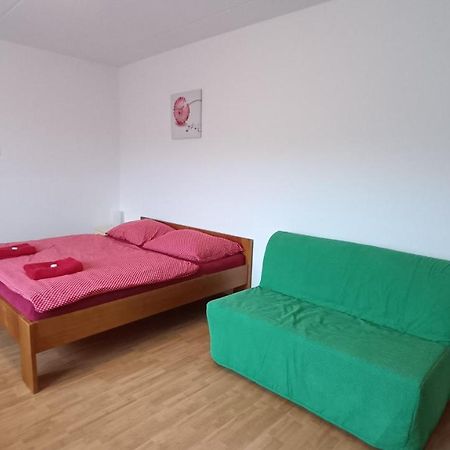 Apartmanek U Lanovky Johannisbad Exterior foto