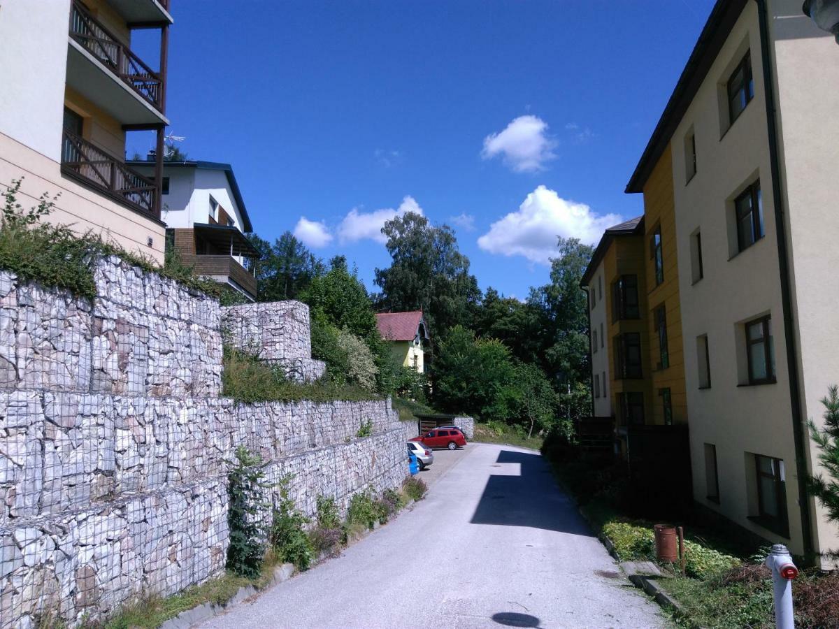 Apartmanek U Lanovky Johannisbad Exterior foto